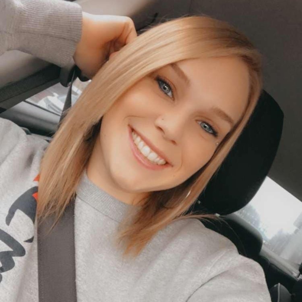 Meet your Posher, Ali